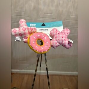 Zippy Paws MINIZ 3-Pack X's & DOUGHS Valentine Squeaky Dog Toy New